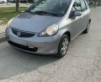 Honda Jazz 2008 araç kiralama Arnavutluk'ta, ✓ Benzin yakıt ve 93 beygir gücü özellikleriyle ➤ Günde başlayan fiyatlarla 22 EUR.