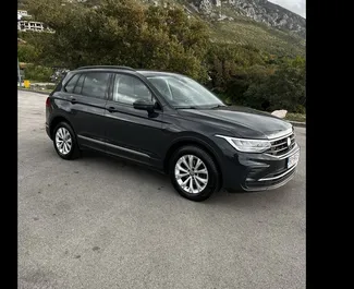 Ενοικίαση Volkswagen Tiguan. Αυτοκίνητο Άνεση, Crossover προς ενοικίαση στο Μαυροβούνιο ✓ Κατάθεση 350 EUR ✓ Επιλογές ασφάλισης: TPL, CDW, SCDW, Στο εξωτερικό.