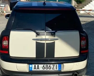 Najem avtomobila Mini Clubman #9998 z menjalnikom Samodejno v na letališču Tirana, opremljen z motorjem 1,6L ➤ Od Begi v v Albaniji.