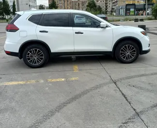 租车 Nissan Rogue #10132 Automatic 在 在第比利斯，配备 2.5L 发动机 ➤ 来自 巴丘基 在格鲁吉亚。