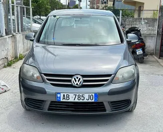 Auton vuokraus Volkswagen Golf Plus #10037 Manuaalinen Tiranan lentoasemalla, varustettuna 1,9L moottorilla ➤ Armandltä Albaniassa.