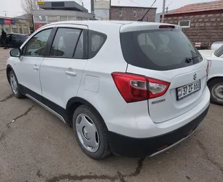 Bensin 1,6L motor i Suzuki SX4 S-Cross 2014 för uthyrning i Jerevan.