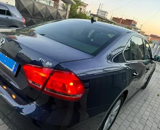 Alquiler de Volkswagen Passat. Coche Confort, Premium para alquilar en Albania ✓ Depósito de 150 EUR ✓ opciones de seguro TPL, CDW, En el extranjero.