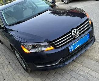 租车 Volkswagen Passat #9973 Automatic 在 在地拉那，配备 2.0L 发动机 ➤ 来自 埃兰 在阿尔巴尼亚。