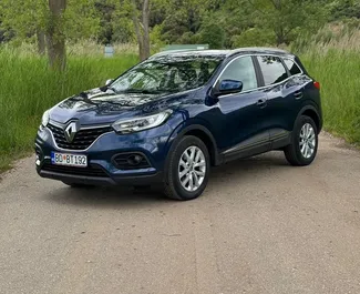 Μπροστινή όψη ενοικιαζόμενου Renault Kadjar στην Μπούντβα, Μαυροβούνιο ✓ Αριθμός αυτοκινήτου #9573. ✓ Κιβώτιο ταχυτήτων Αυτόματο TM ✓ 0 κριτικές.