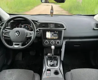 Diesel 1.5L engine of Renault Kadjar 2019 for rental in Budva.