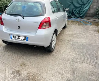 Toyota Yaris 2007 araç kiralama Arnavutluk'ta, ✓ Dizel yakıt ve 115 beygir gücü özellikleriyle ➤ Günde başlayan fiyatlarla 25 EUR.