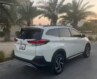 تأجير سيارة Toyota Rush رقم 10032 بناقل حركة أوتوماتيكي في في دبي، مجهزة بمحرك 1,8 لتر ➤ من أندري في في الإمارات العربية المتحدة.