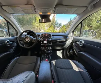 Fiat 500X 2016 location de voiture en Géorgie, avec ✓ Essence carburant et 180 chevaux ➤ À partir de 90 GEL par jour.