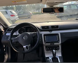 Auto rentimine Volkswagen Passat-CC #10308 Automaatne Tirana lennujaamas, varustatud 2,0L mootoriga ➤ Enealt Albaanias.