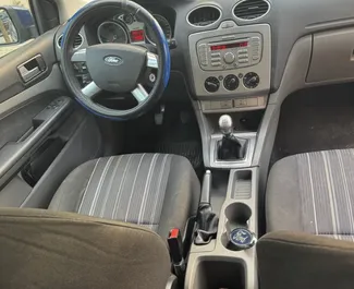 租车 Ford Focus #10233 Manual 在 在都拉斯，配备 1.8L 发动机 ➤ 来自 Xhuljan 在阿尔巴尼亚。