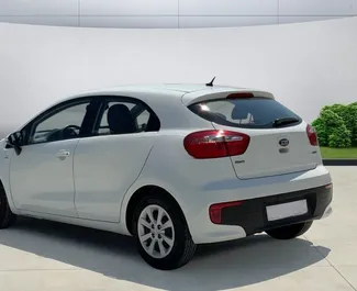 Ενοικίαση αυτοκινήτου Kia Rio #10484 με κιβώτιο ταχυτήτων Χειροκίνητο στη Μυτιλήνη, εξοπλισμένο με κινητήρα 1,6L ➤ Από Xarikleia στην Ελλάδα.