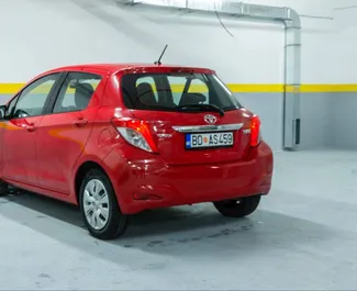 Auto rentimine Toyota Yaris #10376 Automaatne Budvas, varustatud 1,4L mootoriga ➤ Nebojsalt Montenegros.