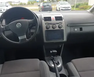 Motor Dizel 2,0L Volkswagen Touran 2012 za najem v v Tirani.