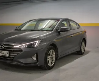 واجهة أمامية لسيارة إيجار Hyundai Elantra في في بودفا, مونتينيغرو ✓ رقم السيارة 10384. ✓ ناقل حركة أوتوماتيكي ✓ تقييمات 0.