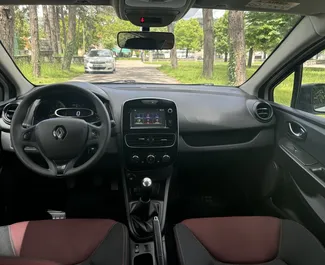 Dīzeļdegviela 1,5L dzinējs Renault Clio 4 2015 nomai Budvā.