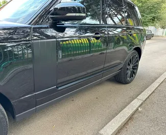 Land Rover Range Rover 2019 galimas nuomai Tbilisyje, su neribotas kilometrų apribojimu.