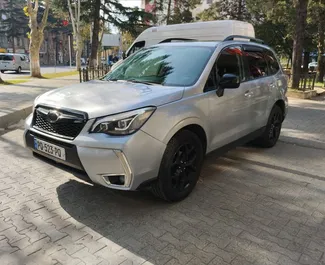 Vista frontal de un Subaru Forester de alquiler en Kutaisi, Georgia ✓ Coche n.º 8171. ✓ Automático TM ✓ 0 opiniones.