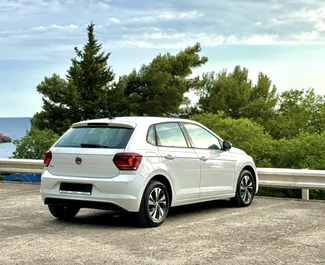 Automobilio nuoma Volkswagen Polo #10210 su Rankinis pavarų dėže Budvoje, aprūpintas 1,6L varikliu ➤ Iš Luka Juodkalnijoje.