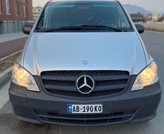 Прокат машини Mercedes-Benz Vito #10502 (Автомат) в Тирані, з двигуном 2,2л. Дизель ➤ Безпосередньо від Фатион в Албанії.