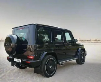 アラブ首長国連邦にてでのMercedes-Benz G63 AMG 2022カーレンタル、特徴は✓ガソリン燃料と670馬力 ➤ 1日あたり1850 AEDからスタート。