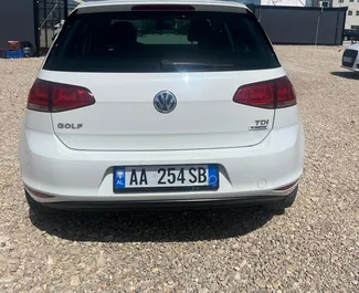 Volkswagen Golf 7 bérlése. Gazdaságos, Kényelmes típusú autó bérlése Albániában ✓ Letét nélkül ✓ Biztosítási opciók: TPL, CDW, SCDW, Külföldön, Fiatal.