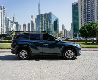 Autóbérlés Hyundai Tucson #8724 Automatikus Dubaiban, 2,5L motorral felszerelve ➤ Romuald-től az Egyesült Arab Emírségekben.