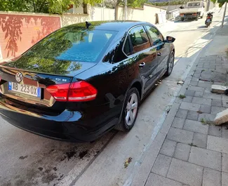 Volkswagen Passat bérlése. Kényelmes, Prémium típusú autó bérlése Albániában ✓ Letét nélkül ✓ Biztosítási opciók: TPL, Külföldön, Fiatal.