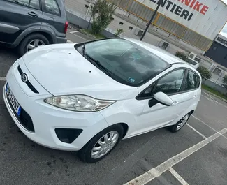 Арендуйте Ford Fiesta 2011 в Албании. Топливо: Бензин. Мощность: 134 л.с. ➤ Стоимость от 23 EUR в сутки.