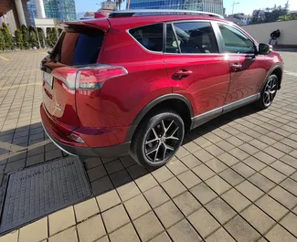 Alquiler de Toyota Rav4. Coche Confort, SUV, Cruce para alquilar en Georgia ✓ Depósito de 420 GEL ✓ opciones de seguro TPL, SCDW.