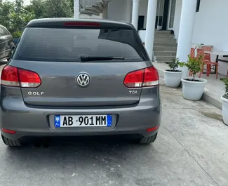 Volkswagen Golf 6 udlejning. Økonomi, Komfort Bil til udlejning i Albanien ✓ Depositum på 150 EUR ✓ TPL, FDW, I udlandet forsikringsmuligheder.