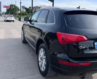 Ενοικίαση Audi Q5. Αυτοκίνητο Άνεση, Πρίμιουμ, Crossover προς ενοικίαση στην Αλβανία ✓ Χωρίς κατάθεση ✓ Επιλογές ασφάλισης: TPL, FDW, Στο εξωτερικό.