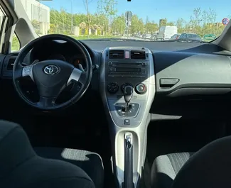 Toyota Auris udlejning. Økonomi, Komfort Bil til udlejning i Albanien ✓ Depositum på 100 EUR ✓ TPL forsikringsmuligheder.