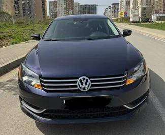 Aluguel de carro Volkswagen Passat 2013 na Albânia, com ✓ combustível Gasolina e 160 cavalos de potência ➤ A partir de 35 EUR por dia.