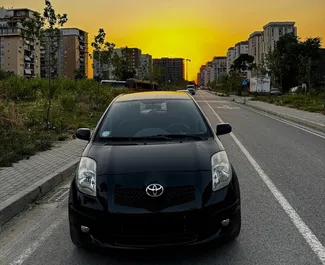 Location de voiture Toyota Yaris #10604 Manuelle à Tirana, équipée d'un moteur 1,3L ➤ De Iglis en Albanie.