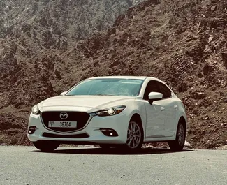 واجهة أمامية لسيارة إيجار Mazda 3 في في دبي, الإمارات العربية المتحدة ✓ رقم السيارة 10030. ✓ ناقل حركة أوتوماتيكي ✓ تقييمات 0.