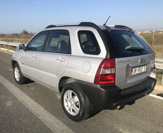 Ενοικίαση αυτοκινήτου Kia Sportage 2009 στην Αλβανία, περιλαμβάνει ✓ καύσιμο Ντίζελ και 140 ίππους ➤ Από 28 EUR ανά ημέρα.