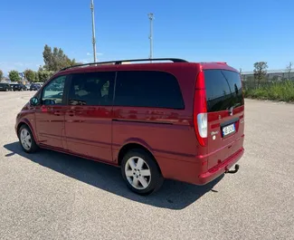 Alquiler de coches Mercedes-Benz Viano 2010 en Albania, con ✓ combustible de Diesel y 203 caballos de fuerza ➤ Desde 100 EUR por día.