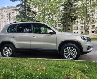 Automašīnas noma Volkswagen Tiguan #10799 ar Automātiskais pārnesumu kārbu Kutaisi, aprīkots ar 2,0L dzinēju ➤ No Tamaz Gruzijā.