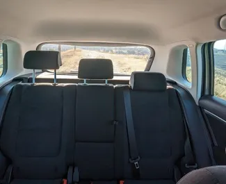 Interior of Volkswagen Tiguan for hire in Georgia. A Great 5-seater car with a Automatic transmission.