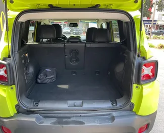 Jeep Renegade 2019 dostupné na prenájom v v Tbilisi, s limitom kilometrov 250 km/deň.