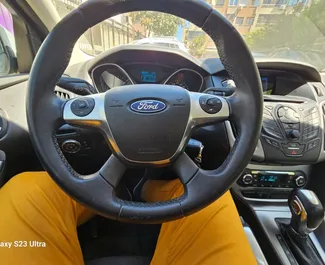 Aluguel de Ford Focus. Carro Conforto para Alugar na Albânia ✓ Depósito de 100 EUR ✓ Opções de seguro: CDW, SCDW, No estrangeiro, Jovem.