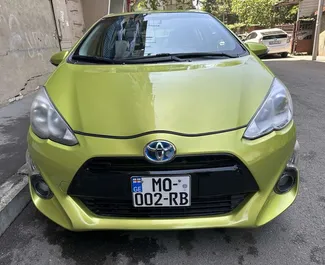 Biluthyrning Toyota Prius C #10725 med Automatisk i Tbilisi, utrustad med 1,5L motor ➤ Från Eduard i Georgien.