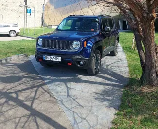 Frontvisning av en leiebil Jeep Renegade i Tbilisi, Georgia ✓ Bil #10803. ✓ Automatisk TM ✓ 0 anmeldelser.