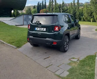 Jeep Renegade kiralama. Ekonomi, Konfor, Crossover Türünde Araç Kiralama Gürcistan'da ✓ Depozitosuz ✓ TPL, SCDW sigorta seçenekleri.