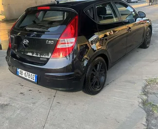 Pronájem Hyundai i30. Auto typu Ekonomická, Komfort k pronájmu v Albánii ✓ Bez zálohy ✓ Možnosti pojištění: TPL, FDW.