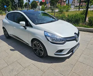 تأجير سيارة Renault Clio 4 رقم 10781 بناقل حركة أوتوماتيكي في في تيرانا، مجهزة بمحرك 1,0 لتر ➤ من إيلير في في ألبانيا.