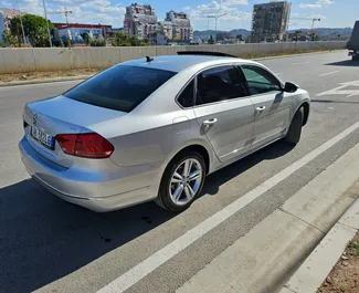 Volkswagen Passat 2018 araç kiralama Arnavutluk'ta, ✓ Dizel yakıt ve 150 beygir gücü özellikleriyle ➤ Günde başlayan fiyatlarla 33 EUR.