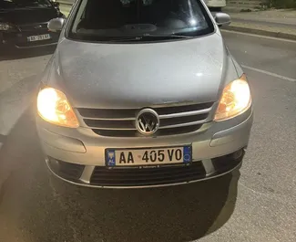 Auton vuokraus Volkswagen Golf Plus #9894 Automaattinen Durresissa, varustettuna 2,0L moottorilla ➤ Xhuljanltä Albaniassa.