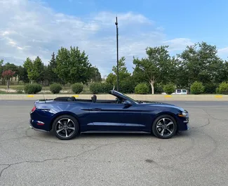 Uthyrning av Ford Mustang Cabrio. Premium, Lyx, Cabriolet bil för uthyrning i Georgien ✓ Deposition 800 GEL ✓ Försäkringsalternativ: TPL, CDW, SCDW, Passagerare, Stöld.